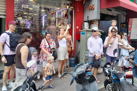 Explore Cultural Colombo and Local Cuisine Tour by bus