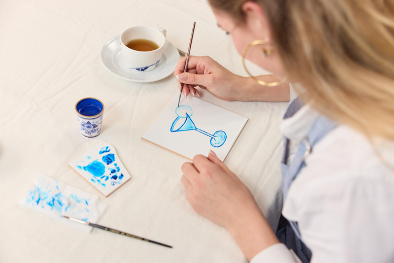 أمستردام: ورشة رسم البلاط الأزرق الهولندي التقليدي