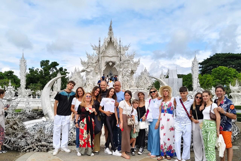 Chiang Rai:Guided Highlights Full-Day Tour-FREE LUNCH BUFFET Experience the Wonders of Chiang Rai with Free Thai Buffet