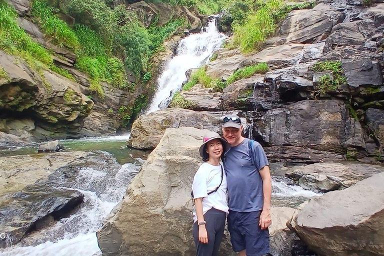 ELLA Lipton Seat Tea Test & Pluck 9Arch, Waterfalls, & Food Lipton's Seat, Little Adam Peak, 9 Arch, Ravana Waterfalls