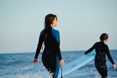 Grande Canarie : stage de surf pour filles à Playa del Inglés