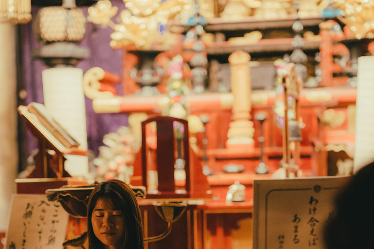 Kyoto: Yoga Session in a Japanese Temple with a Meal 2 yoga lesson + meal