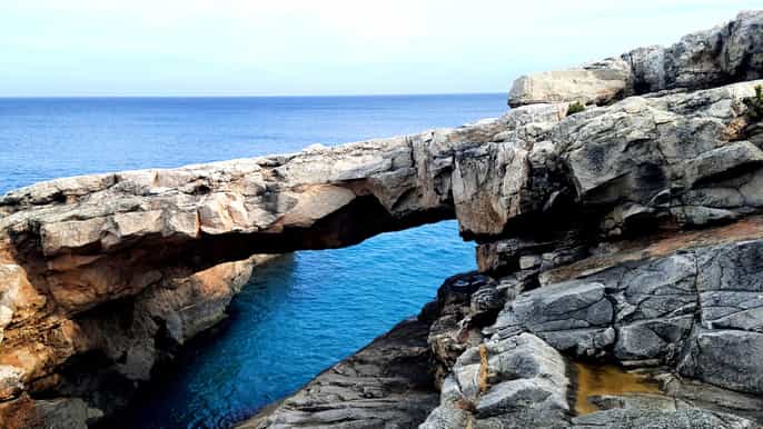 Gozo: Caminhada guiada pelo nordeste – baías escondidas, piscinas naturais e costa