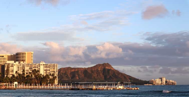 Oahu: Traditional Canoe Sunset Cruise with Dinner | GetYourGuide