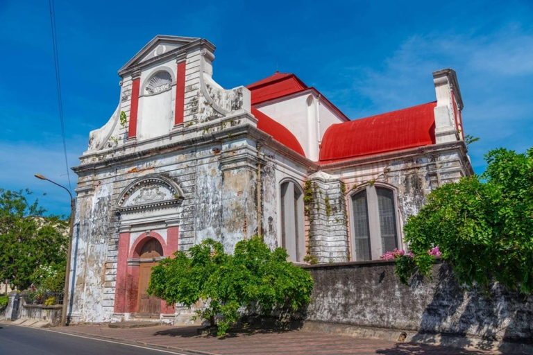 Walk and Explore Colombo City: Guided Walk with Food Tasting
