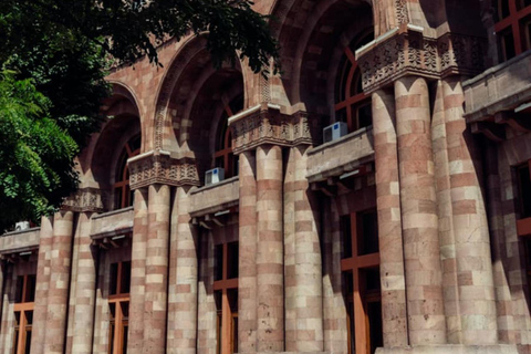 Yerevan: Private Cultural Walking City Tour
