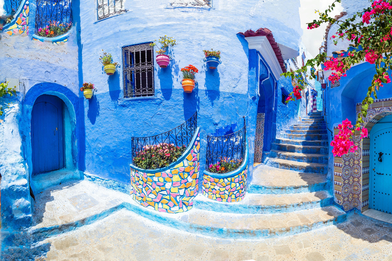Tamuda Bay: Tetouan and Chefchaouen Day Trip with Guide guide in Spanish
