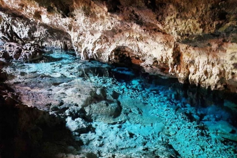 Isla de la Prisión, Excursión a la Cueva de Kuza, Playa de Paje, Restaurante La Roca