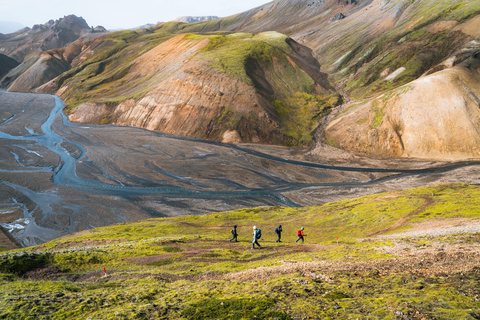 3-Day Highlands: Landmannalaugar, Emerald Ridge & Háifoss