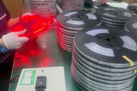 Guangzhou: Private Factory Tour with Guide Multilingual Help