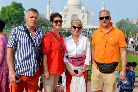 Depuis Delhi : Visite privée du Taj Mahal tout compris (en voiture)Visite avec voiture + guide + entrée