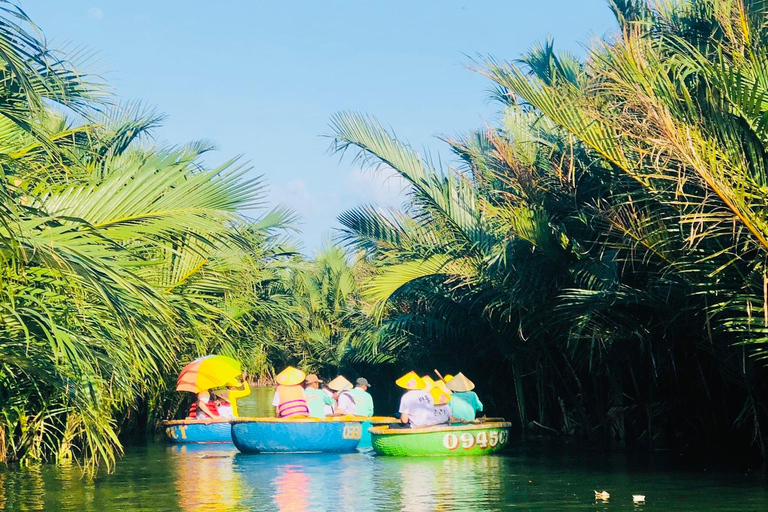 Hoi An : Giro in barca con cesto di cocco e trasferimenti a due viePick up di Hoi An