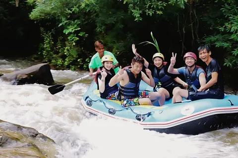 Phuket: Bamboo & Water Rafting with Elephant Bathing