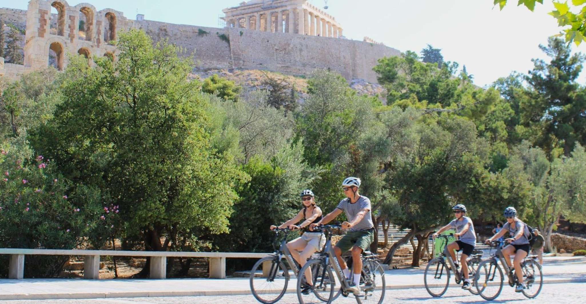 Athens: City Electric Bike Tour with Acropolis Visit Option