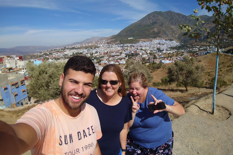 Transfer van Fes naar Tanger via Volubilis en Chefchaouen