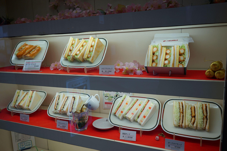 Osaka: Nagoya Day Trip with Nagoya Castle & Toyota Museum Shared Tour, Meet at Tsurutontan Soemoncho