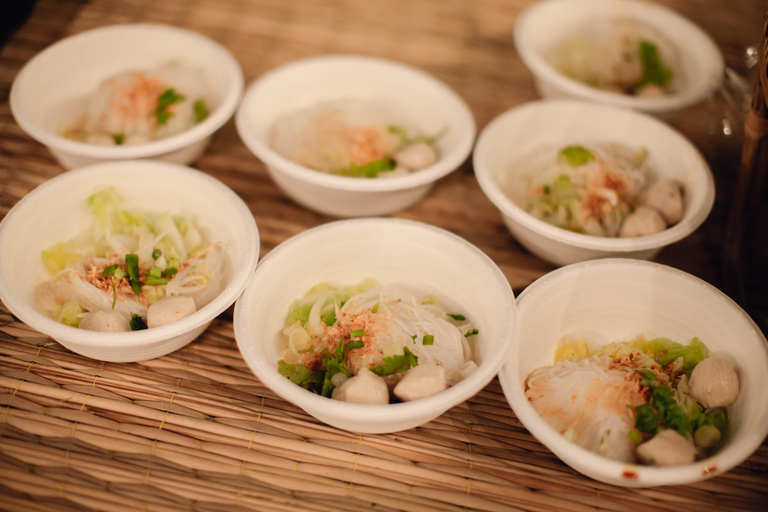 Chiang Mai: Ingresso para o Festival das Lanternas do Céu com Jantar 2025Ingresso com jantar