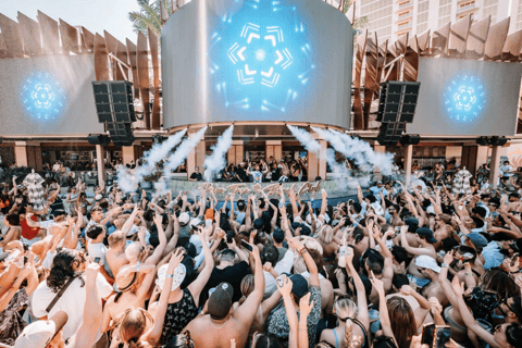 Las Vegas : tournee VIP des piscines avec bus de fete et bar ouvert