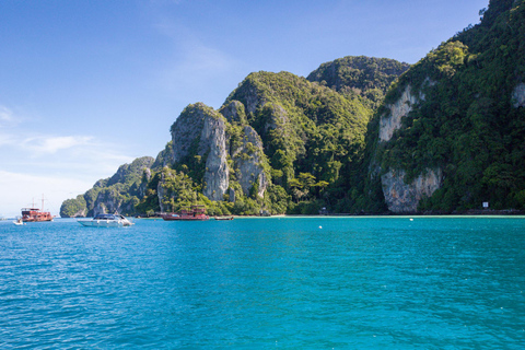 Phi Phi: Passeio de manhã cedo à Baía de Maya num barco de cauda longa