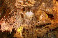 Erawan Wasserfälle & vor dieser Höhle kancanaburi - Housity