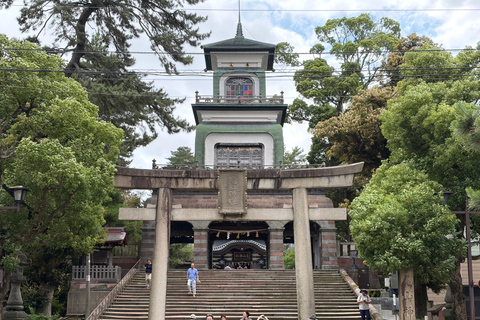 Kanazawa: Private Hidden Waterways, Castle & Kenrokuen Tour