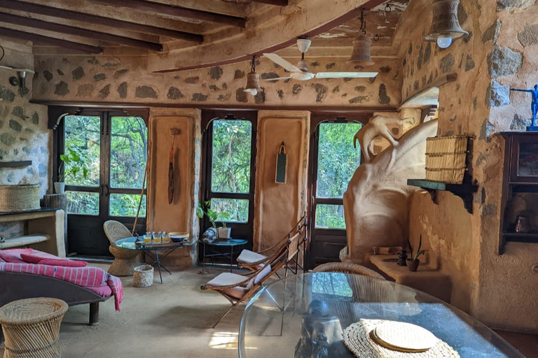 Delhi: Hidden-Gem Nature Oasis & Mudhouse Visit with Lunch
