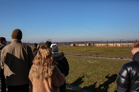 Krakau: Auschwitz-Birkenau Entry Ticket und TransferGruppentour mit Busabholung