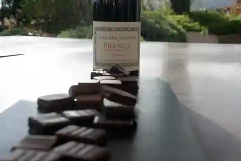 Wein- und Schokoladenverkostung in Chablis.