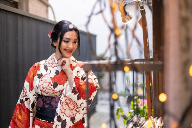 Kimono Photoshoot and Tea House Experience in Kagurazaka
