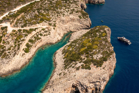 Rhodes : Expérience du coucher de soleil au Floating Club (transfert inclus)Table Premium du deuxième étage