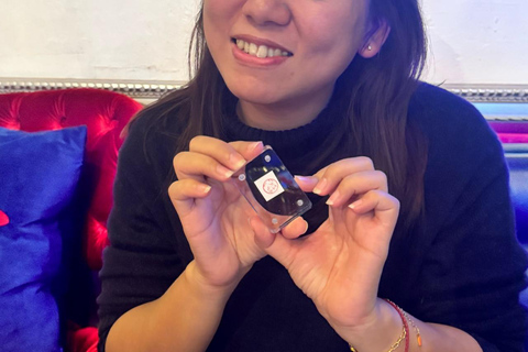 Tokyo: Write your name in kanji! With stamp