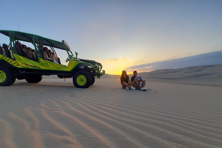 Ica und Huacachina: Wein, Pisco und Dünenbuggy-Erlebnis