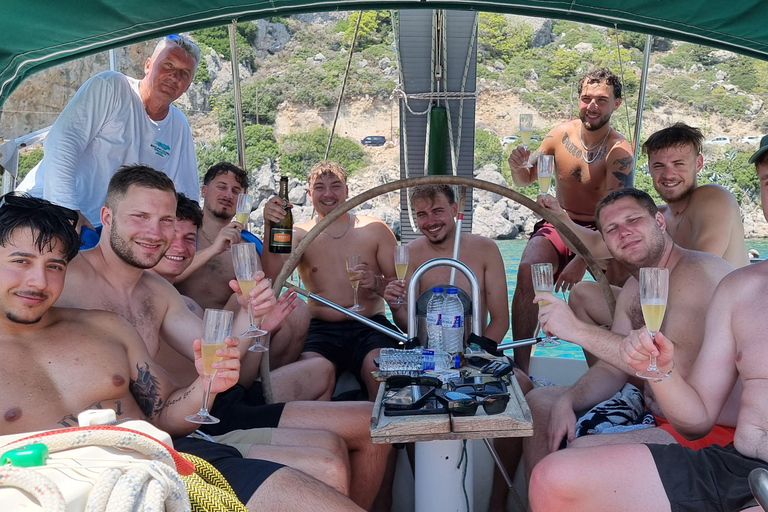 Rhodes Private Luxury Day Cruise Lunch, Coctails, Champagne