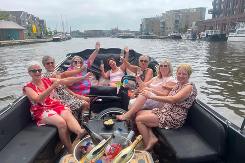 Sneek: Guided Sloop Cruise with Welcome Drink