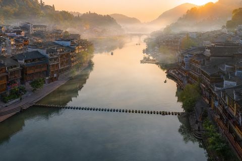 Zhangjiajie: Fenghuang Ancient Town Cruise Ticket & Transfer Tuo River Night Cruise E-Ticket