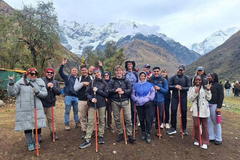 From Cusco: Humantay Lake Day Trip with Breakfast and Lunch