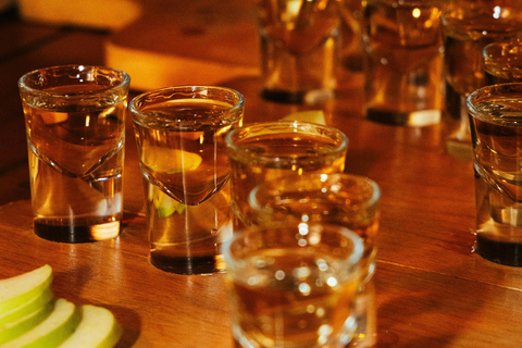 تبليسي من العنب إلى الزجاج - اكتشف نكهات تشاتشا الجريئة