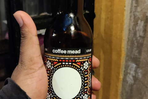 Mumbai: Craft Beer Crawl with a professional tastemaker Mumbai: Craft Beer Crawl with a professional tastemaker