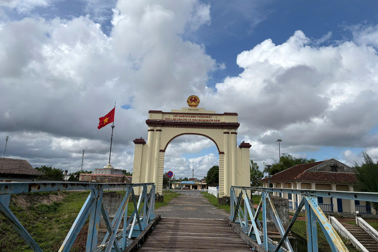 Phong Nha : Transfert privé vers Hue avec les tunnels de Vinh Moc