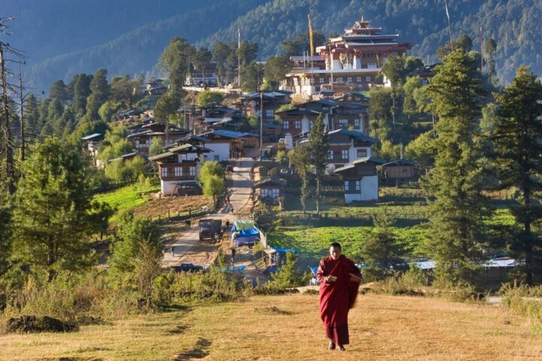 From Thimphu - Enchanting Bhutan tour with Guide 5 days TourMaximum 6 Persons Group