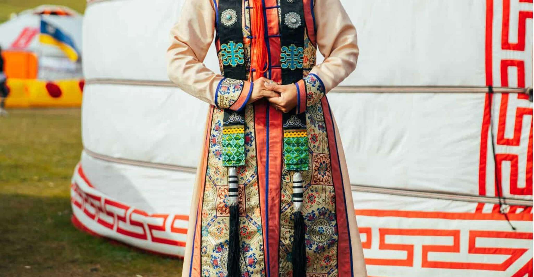 Tagestour mit traditioneller Kleidung und Fotograf - Hizvo