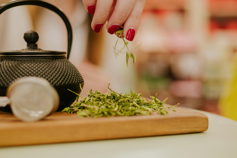 Altstadt von Korfu: Griechische Kräuterverkostung