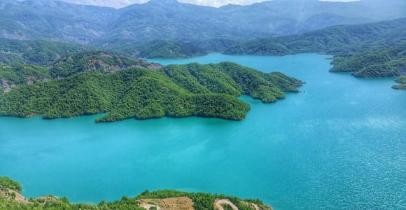 Von Tirana aus: Bovilla-See & Gamti-Berg-Aussichtspunkt-Wanderung
