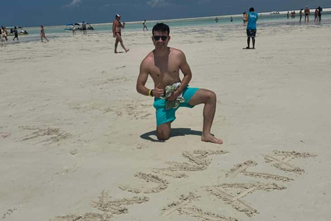 ZANZÍBAR: isla de la Prisión, natación en cuevas y Laguna Azul