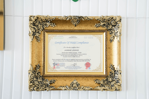 Ho Chi Minh: Acceso a la sala VIP del aeropuerto internacional de Tan Son NhatSalidas internacionales T2: Sala Rose