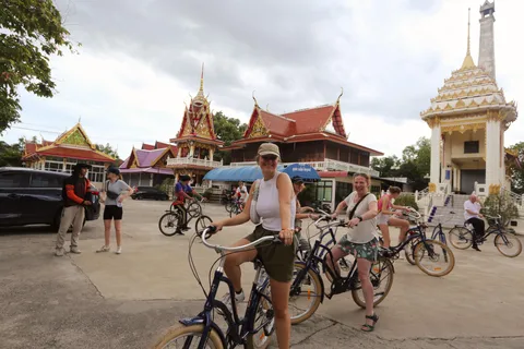 Colors Of Bangkok: 4-Hour Small Group Bike Tour