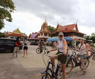 Colors Of Bangkok: 4-Hour Small Group Bike Tour