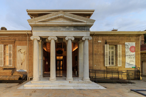 DE PAPHOS: Tempo livre em Nicósia para compras e passeios turísticos