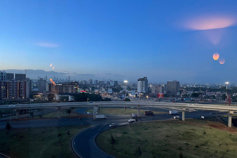 Nairobi: Evening City Tour with Dinner and Hotel Pickup