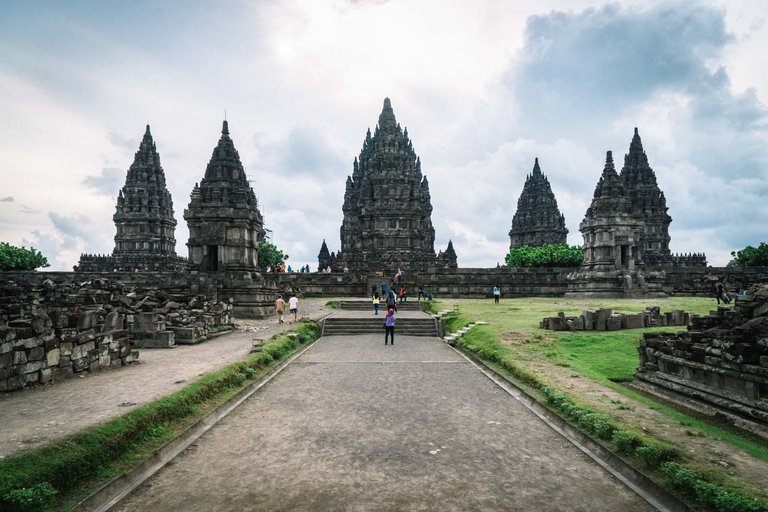 YOGYAKARTA: PRAMBANAN/GEDONGSONGO/SEMARANG DROP OFF